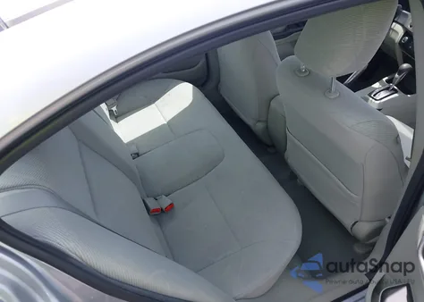 2012 Honda Civic Lx z USA, uszkodzony, nr VIN 2HGFB2F58CH611463